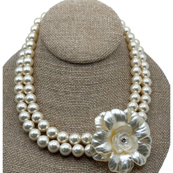 Vintage Faux Pearl Necklace Bridal Formal Flower CZ Pendant Classic Elegance - Picture 7 of 7